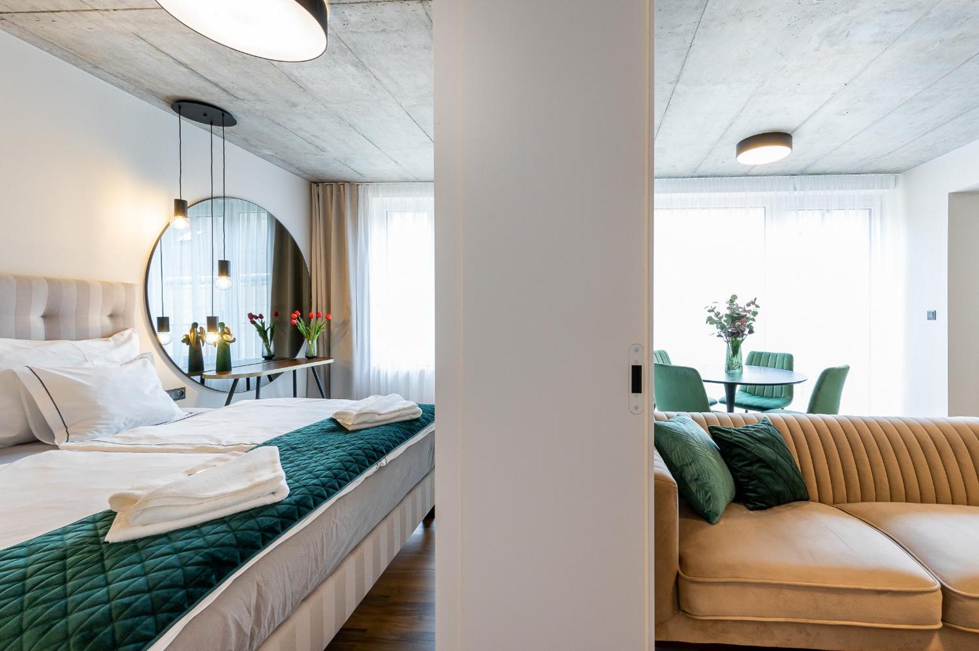 H75 Apartments Kosice Centre Eksteriør bilde