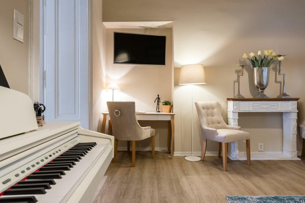H75 Apartments Kosice Centre Eksteriør bilde