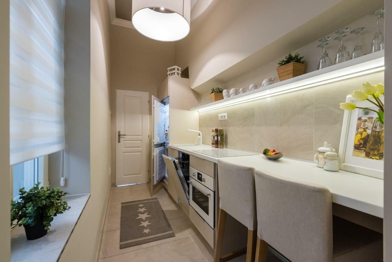 H75 Apartments Kosice Centre Rom bilde